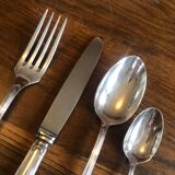 1 set 4 couverts métal argenté