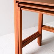 Ensemble de 3 tables gigognes scandinaves vintage en teck