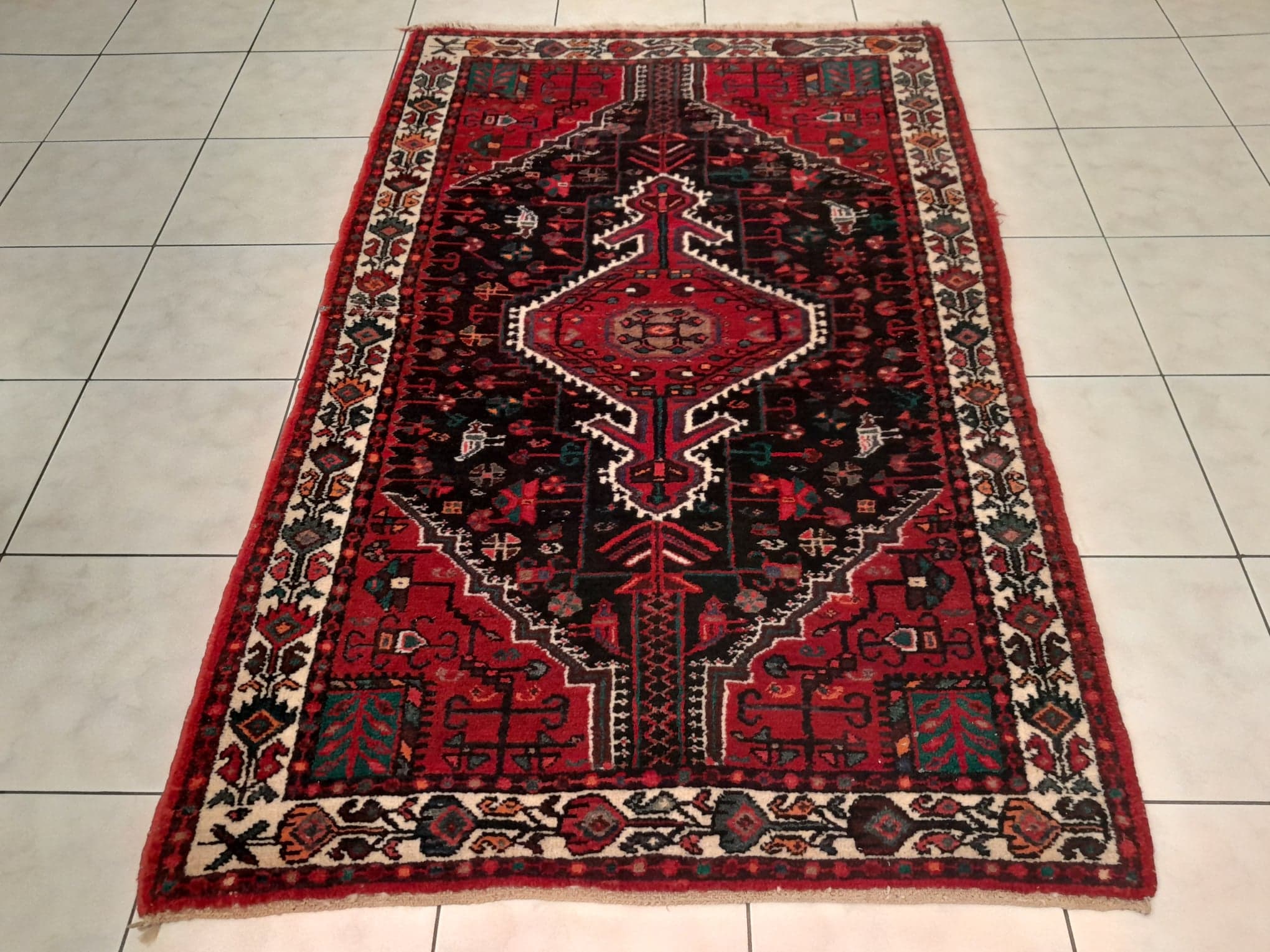 Handmade hamadan persian carpet 185x115cm