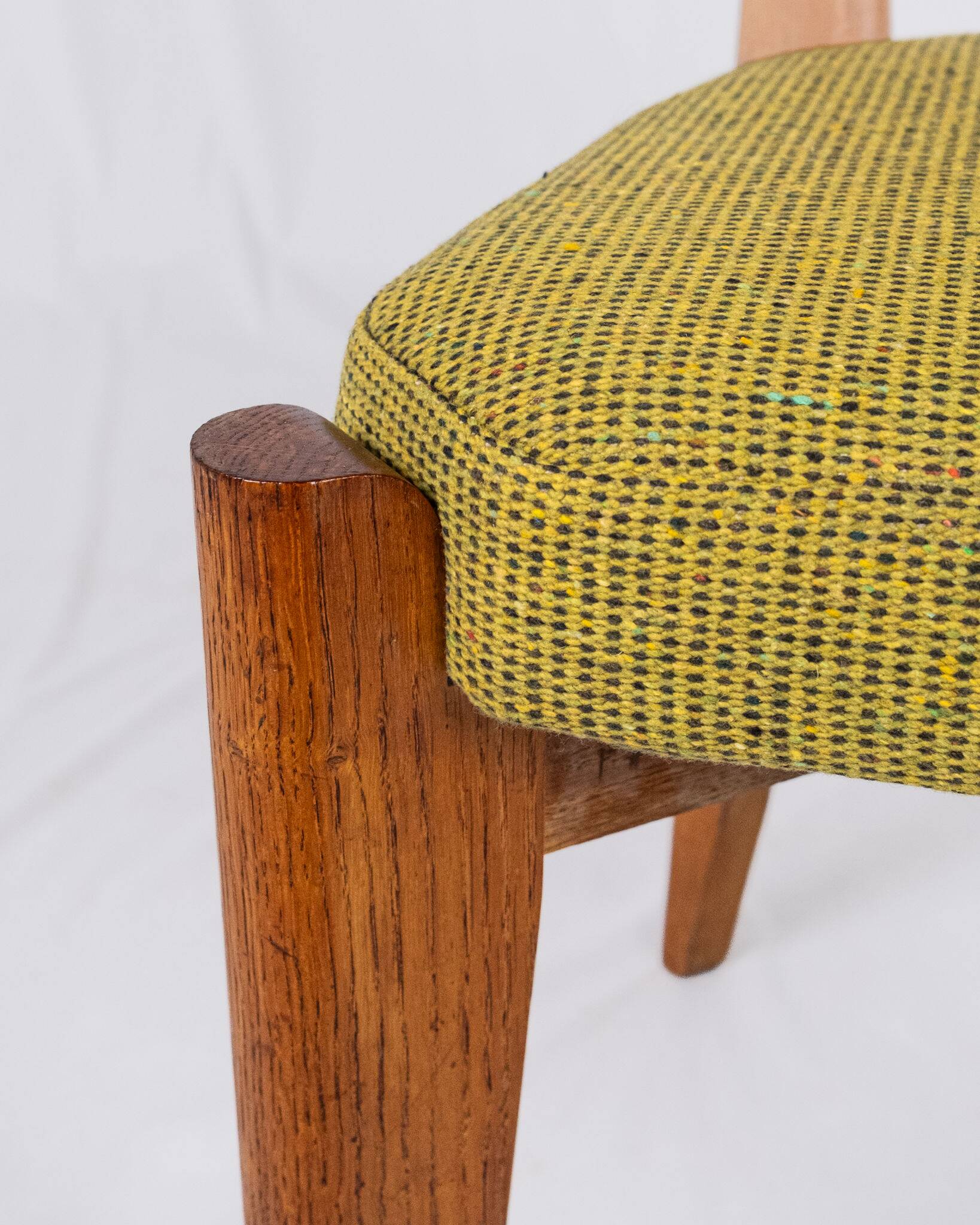 Pair of chairs by Guillerme and Chambron for Your House, France, 1950s