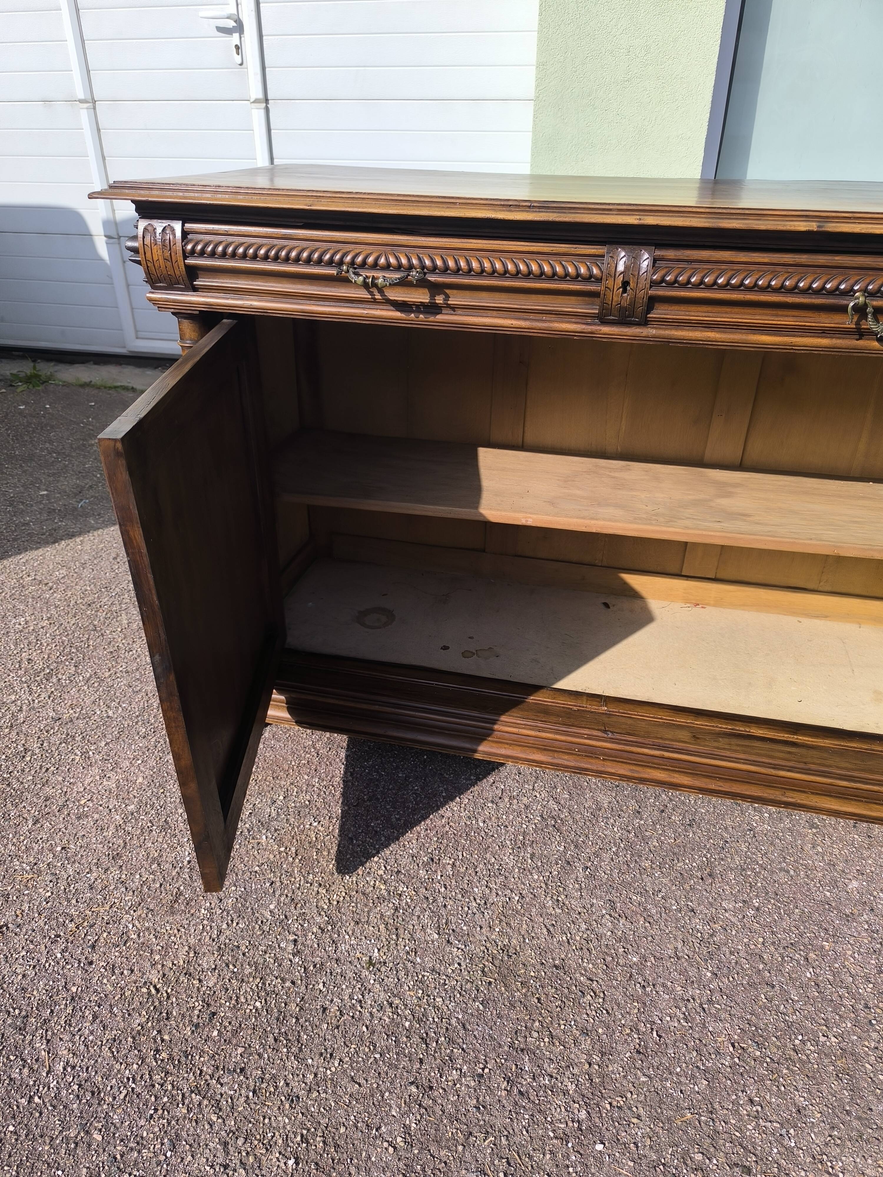 Buffet base Henri II