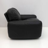 Pair of Piumotto Italian Leather Armchairs by Arrigo Arrighi for Busnelli,