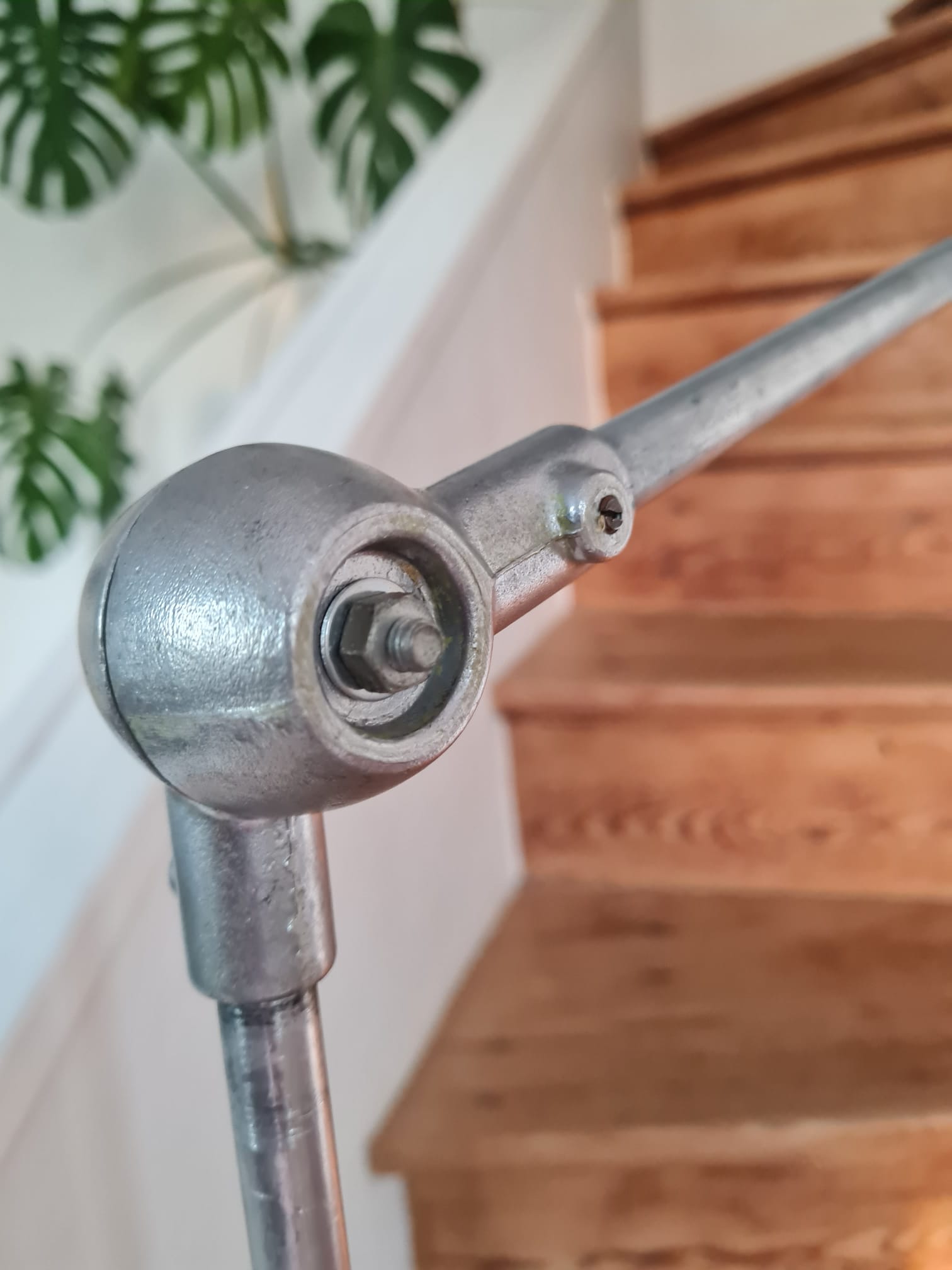 Lumina workshop lamp