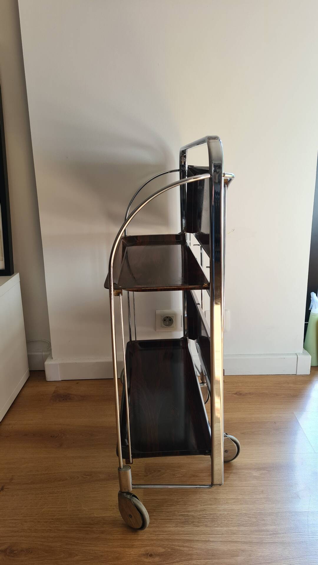 Desserte, mini bar ou chariot de service sur roulettes années 70