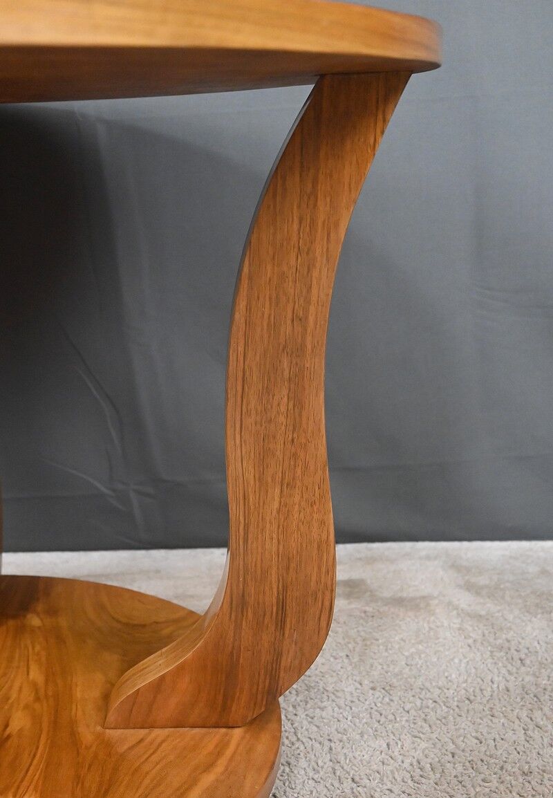 Walnut gueridon, Art Deco – 1930