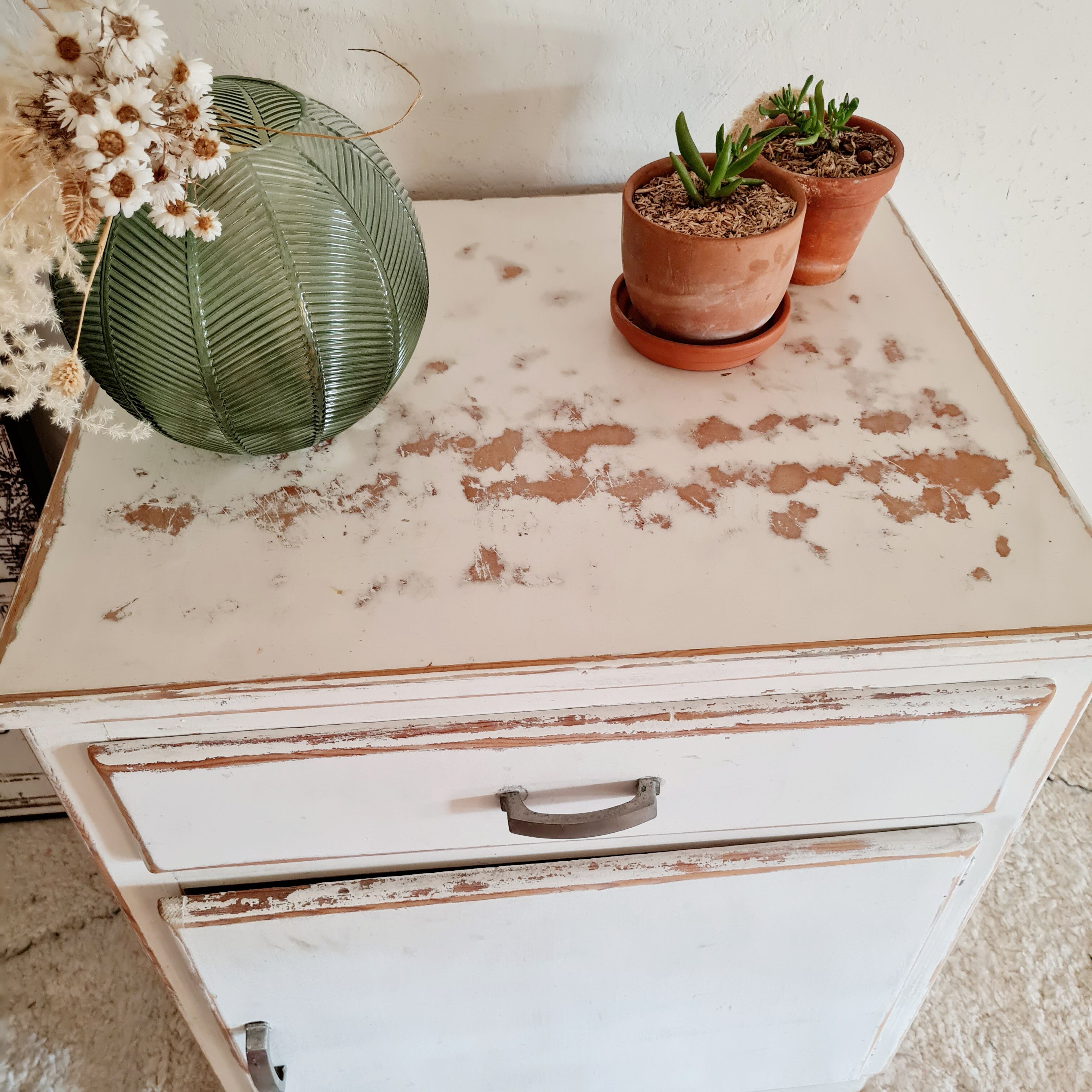 Buffet - bahut blanc ancien blanc patiné