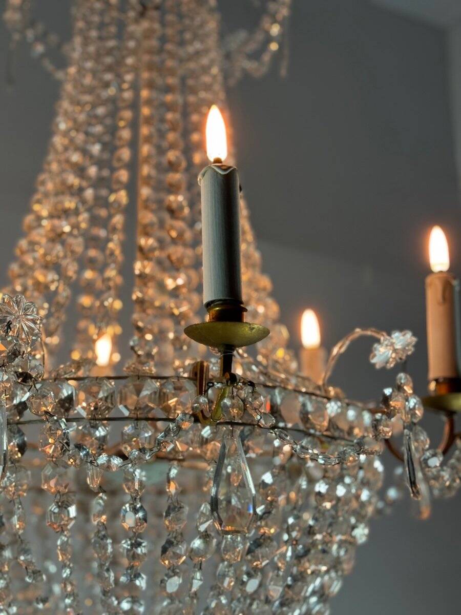Pearl Bag Chandelier, Cut Crystals Circa 1900