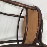 Fauteuil en bois courbé ancien