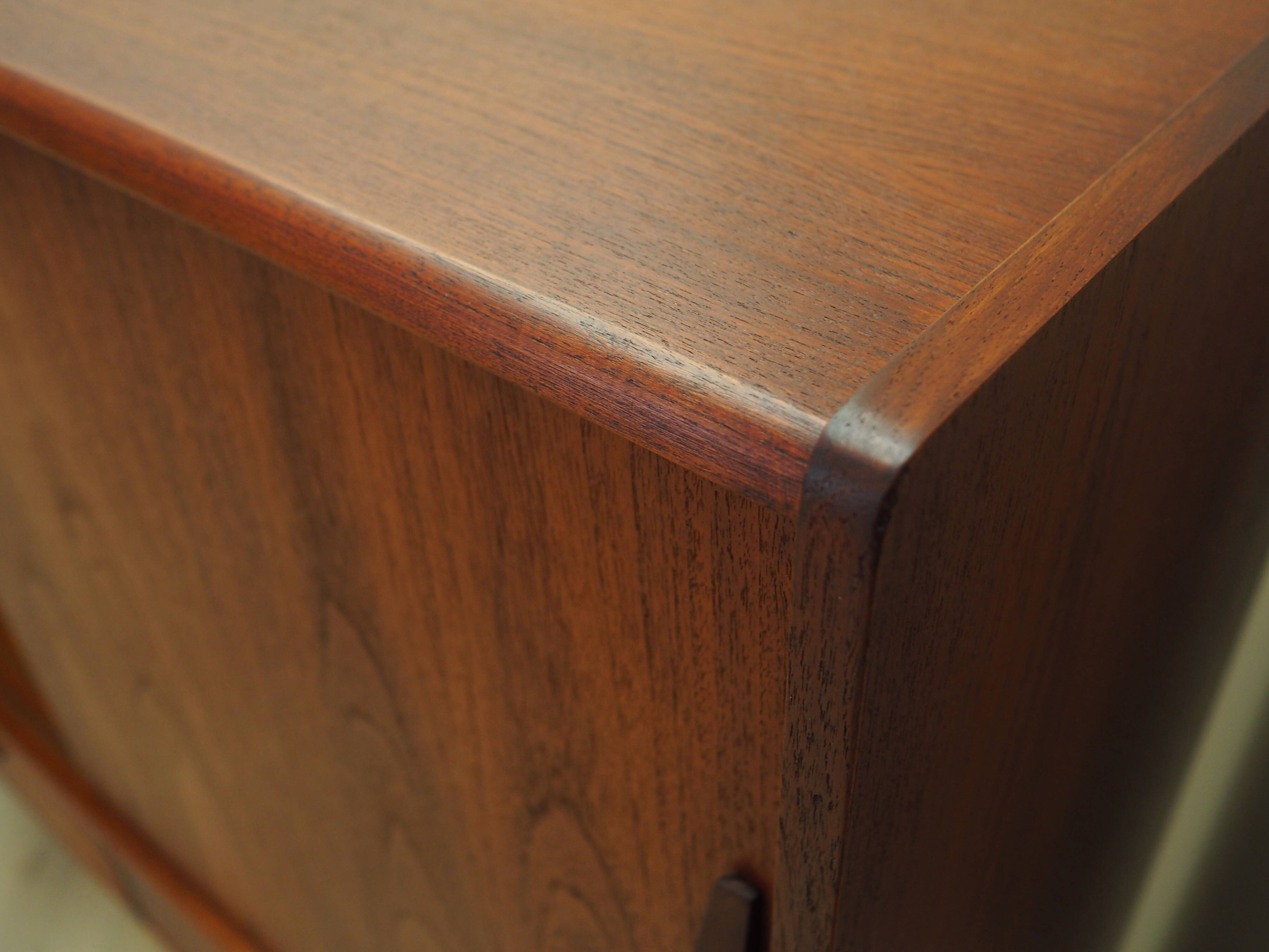 Buffet haut en teck, design danois, années 1970, fabriqué par ES Møbler