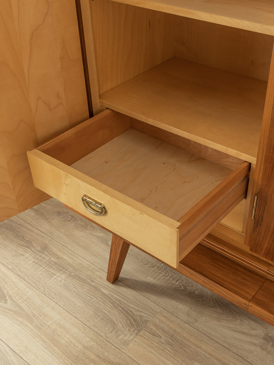 1950s dresser, musterring