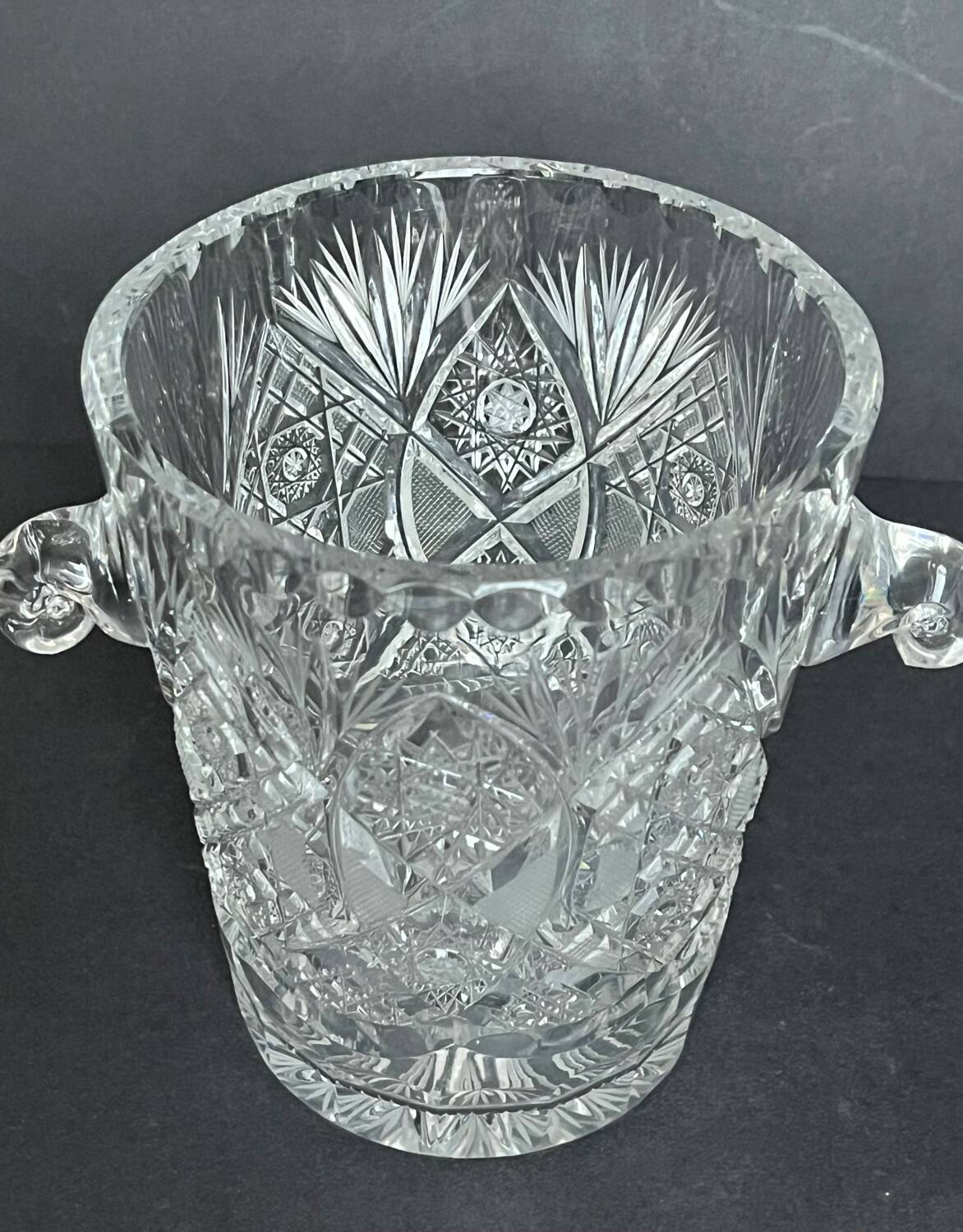 Cut crystal ice bucket