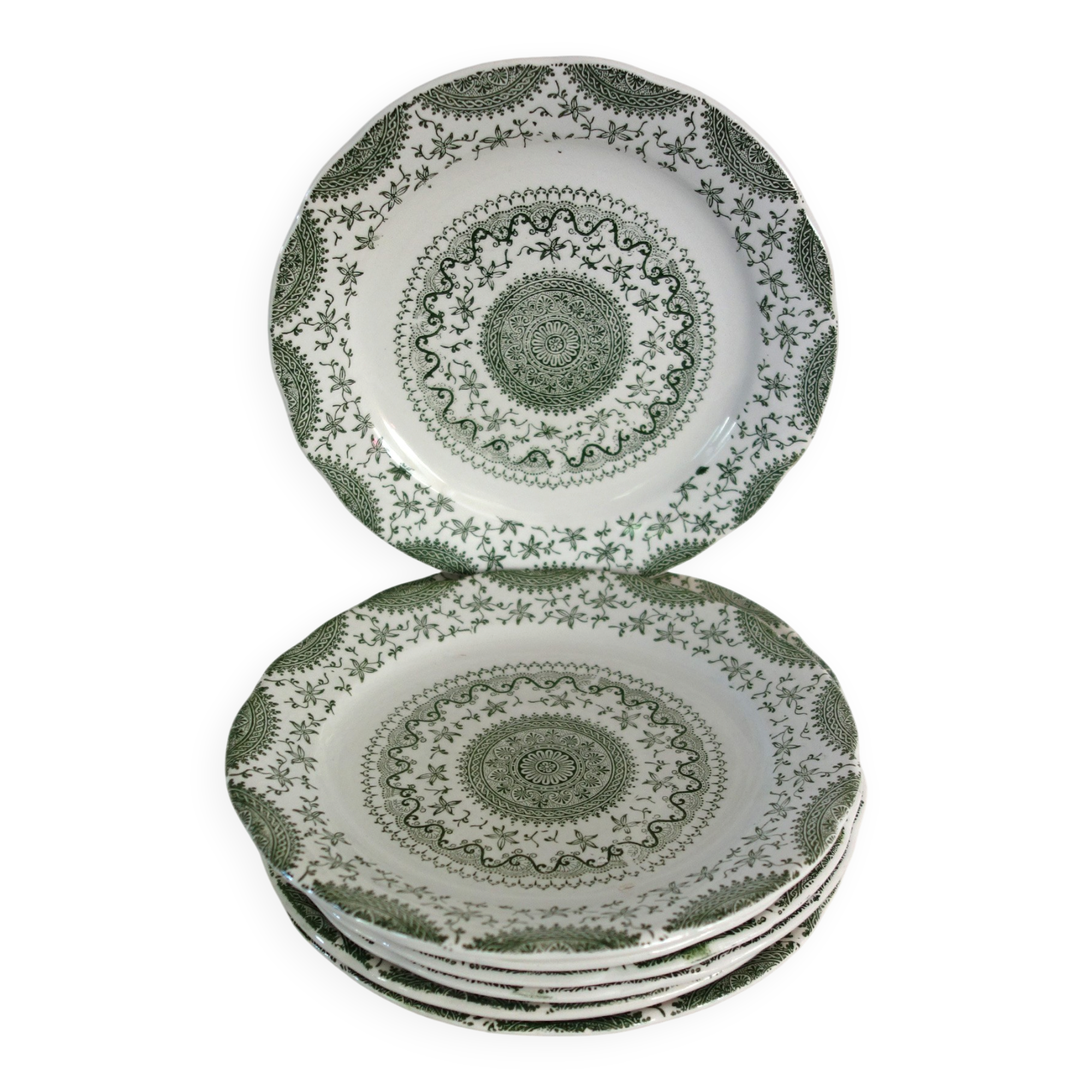 8 fine earthenware dessert plates