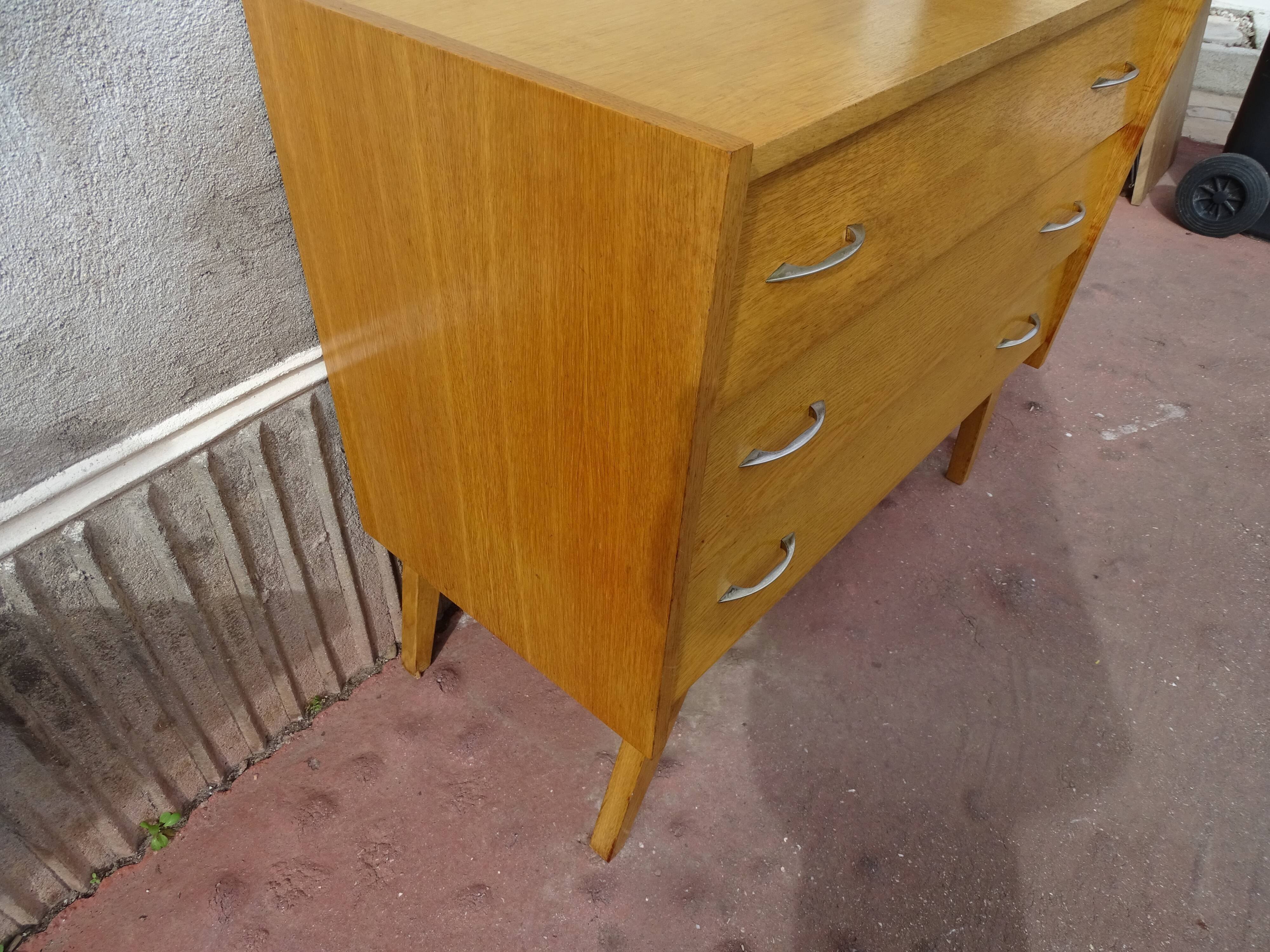 Commode trois tiroirs vintage années 60 pieds compas