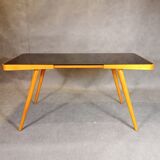 Table basse Jiri Jiroutek par Cesky Nabytok