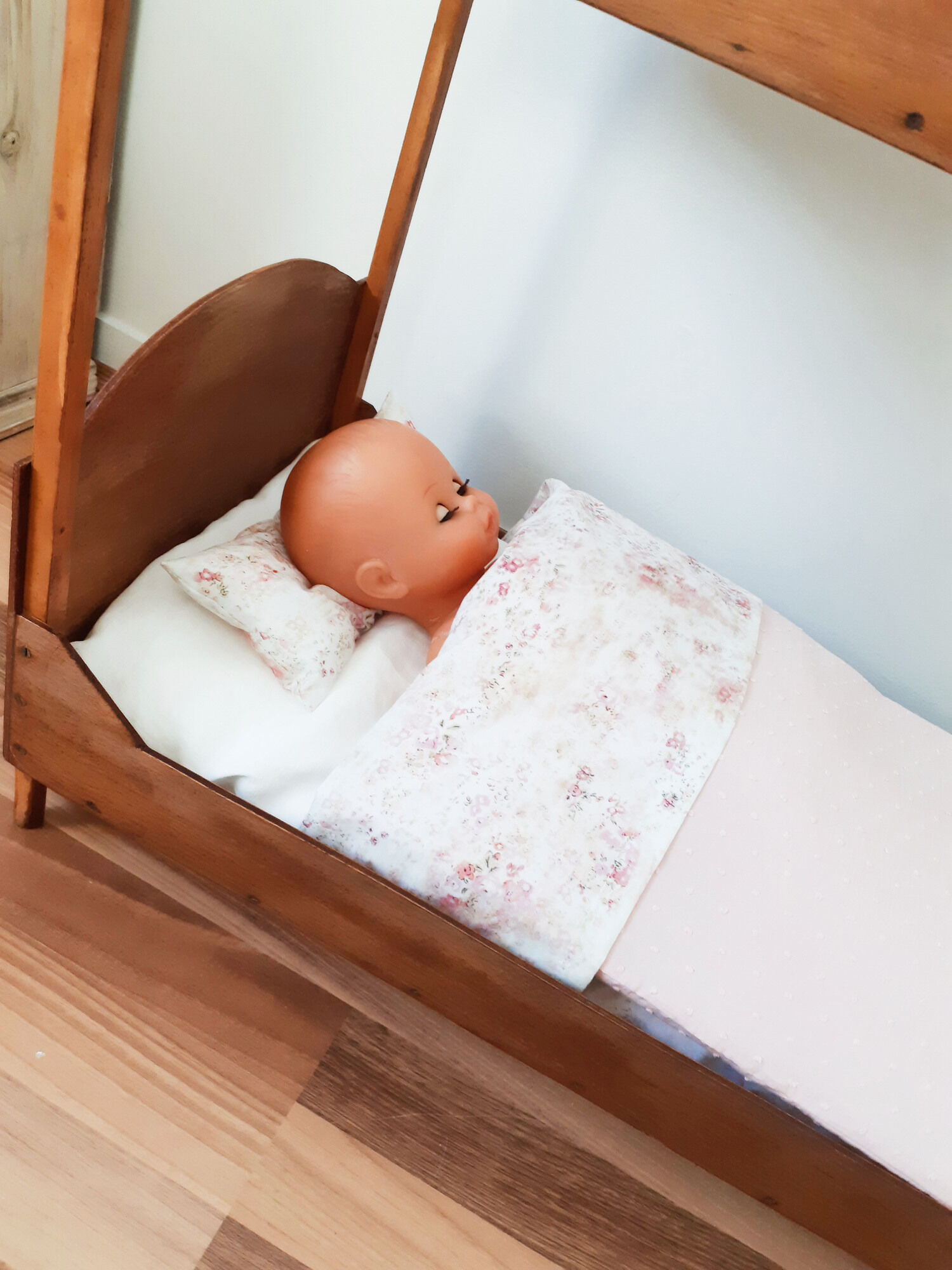 Bunk beds for dolls , wooden , handmade , vintage french , Liberty