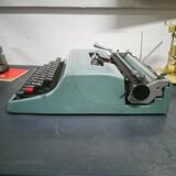 Olivetti Typewriter - Lettera 32
