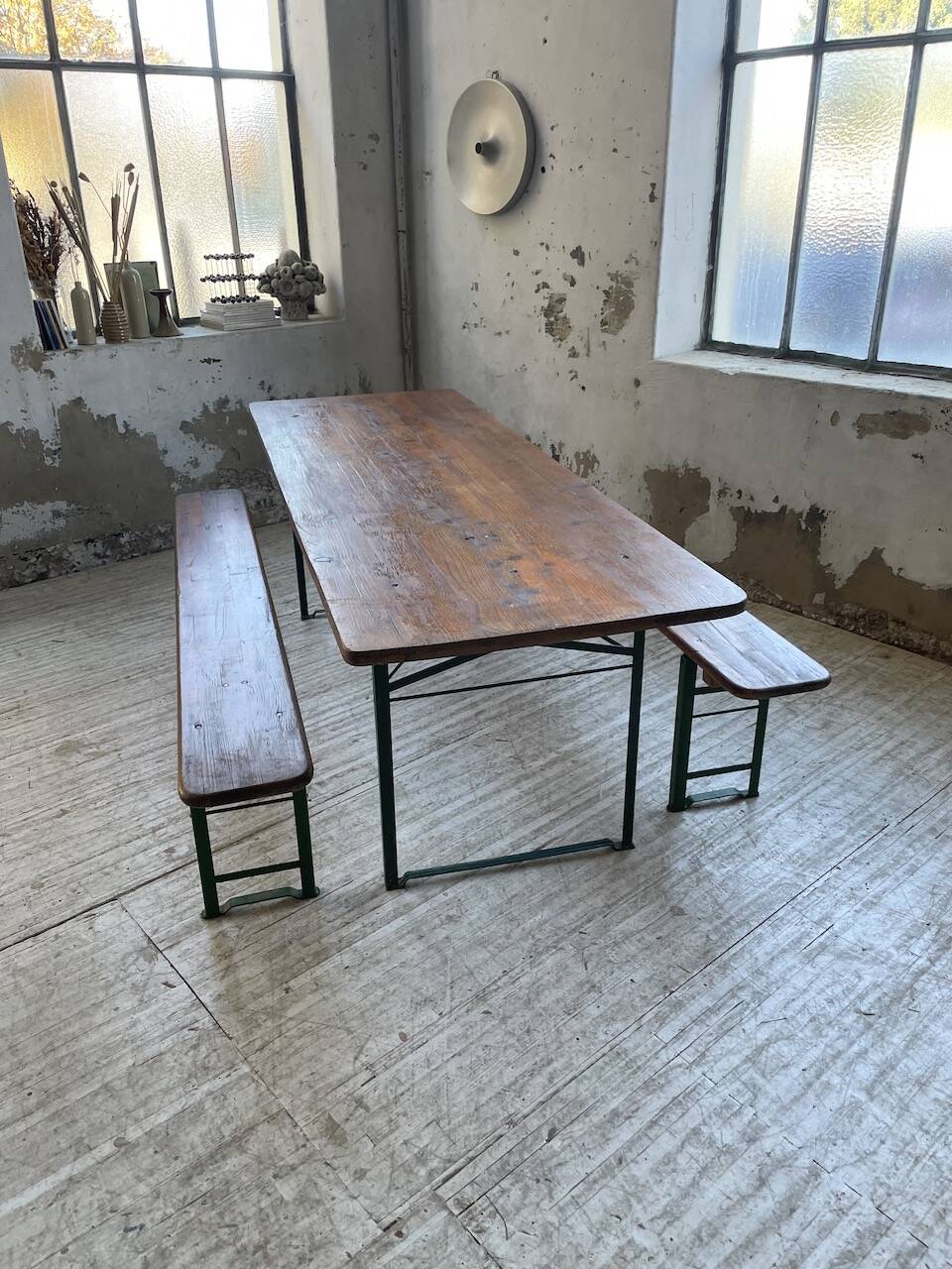 Guinguette table and its 2 benches