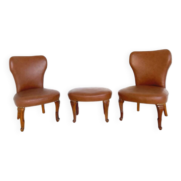 Ensemble de chaises d'appoint et tabouret pour pied, années 1950.