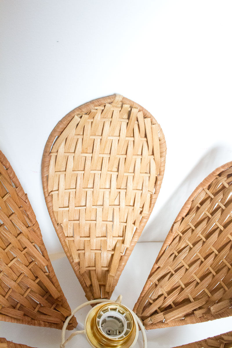 Lotus flower suspension 6 petals