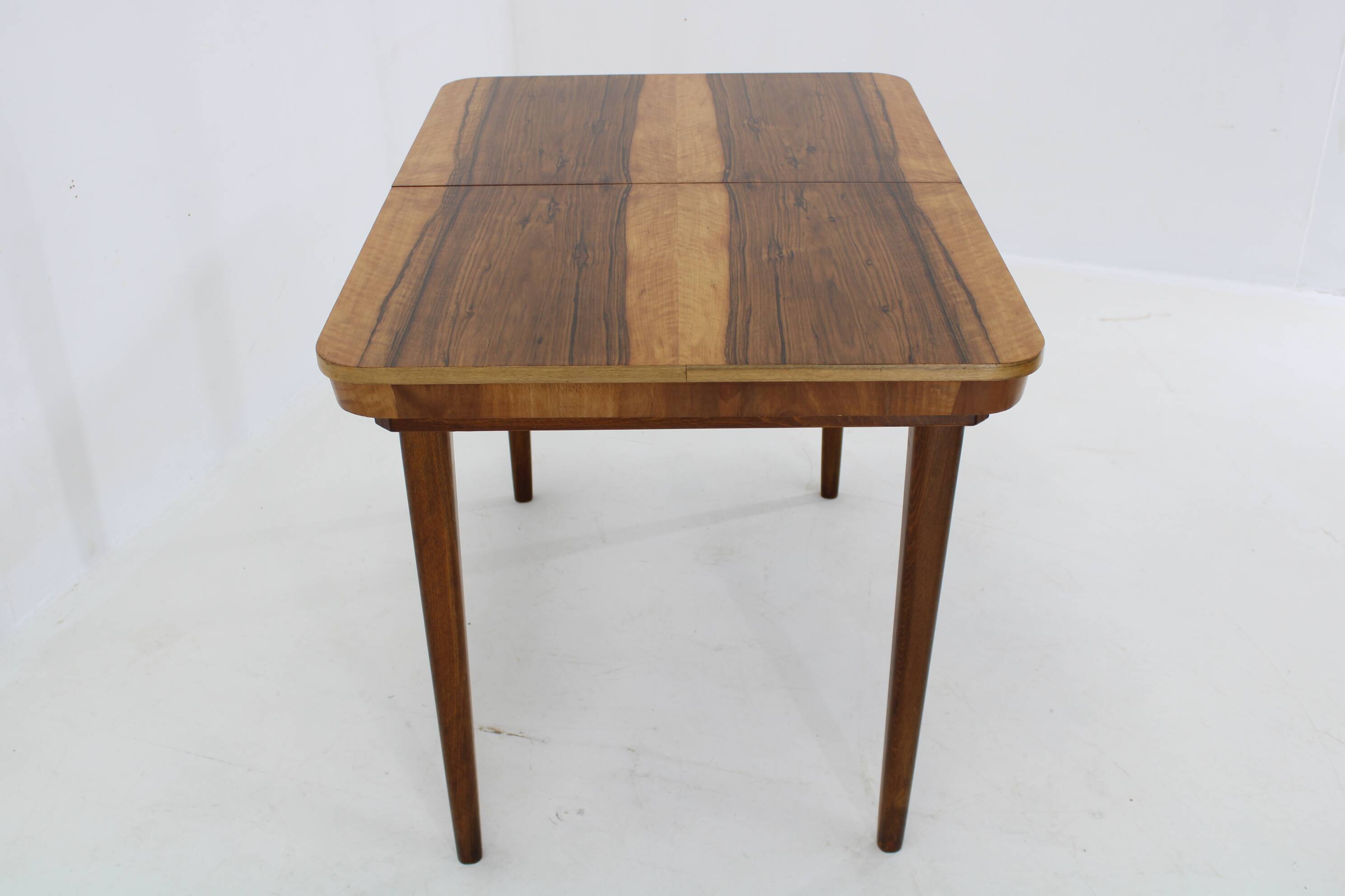 1940s Extendable Dining Table in Walnut, Czechoslovakia