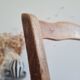 Chaises bistrot anciennes en bois - assise fleurie