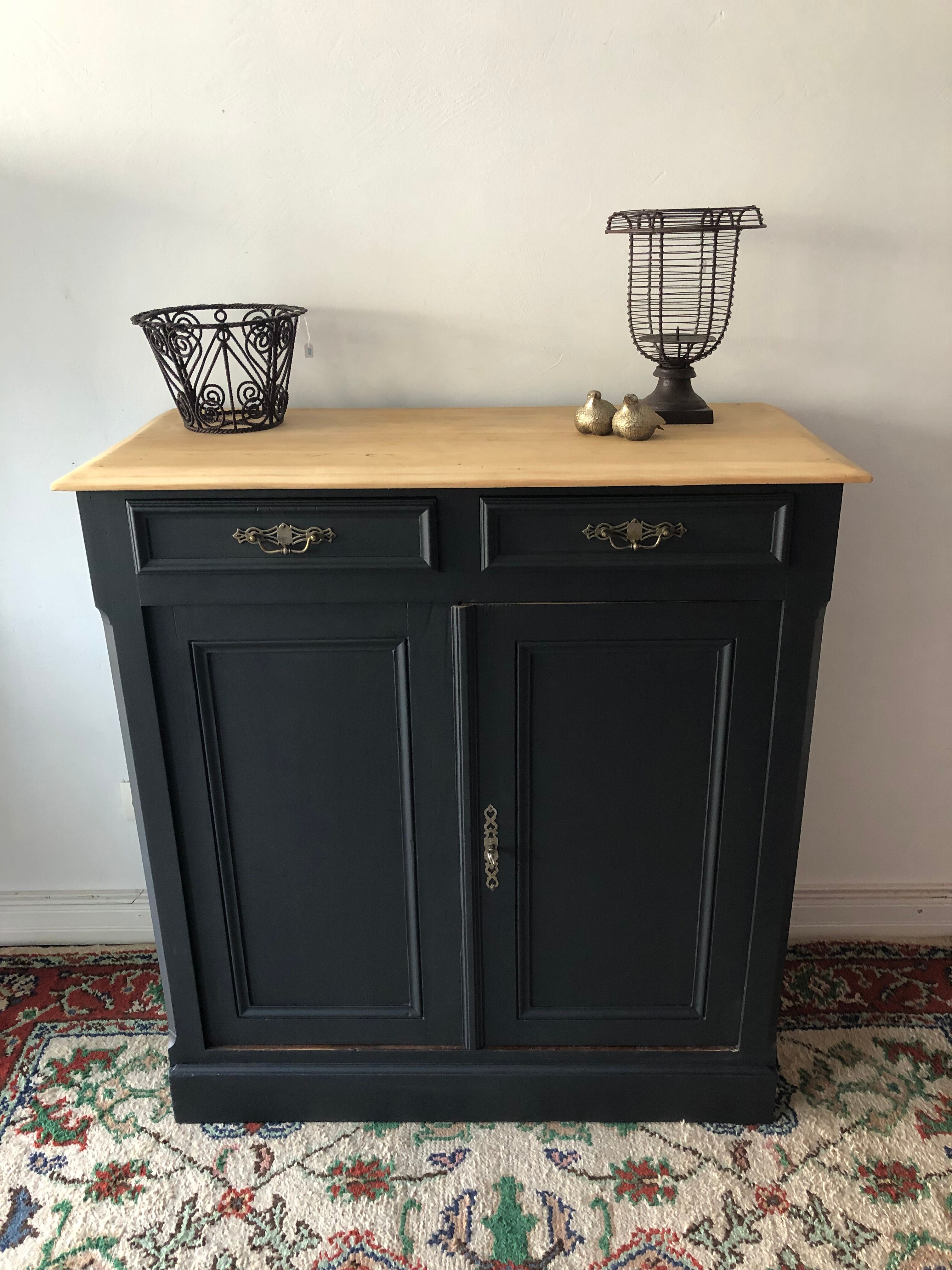 Parisian sideboard in solid oak