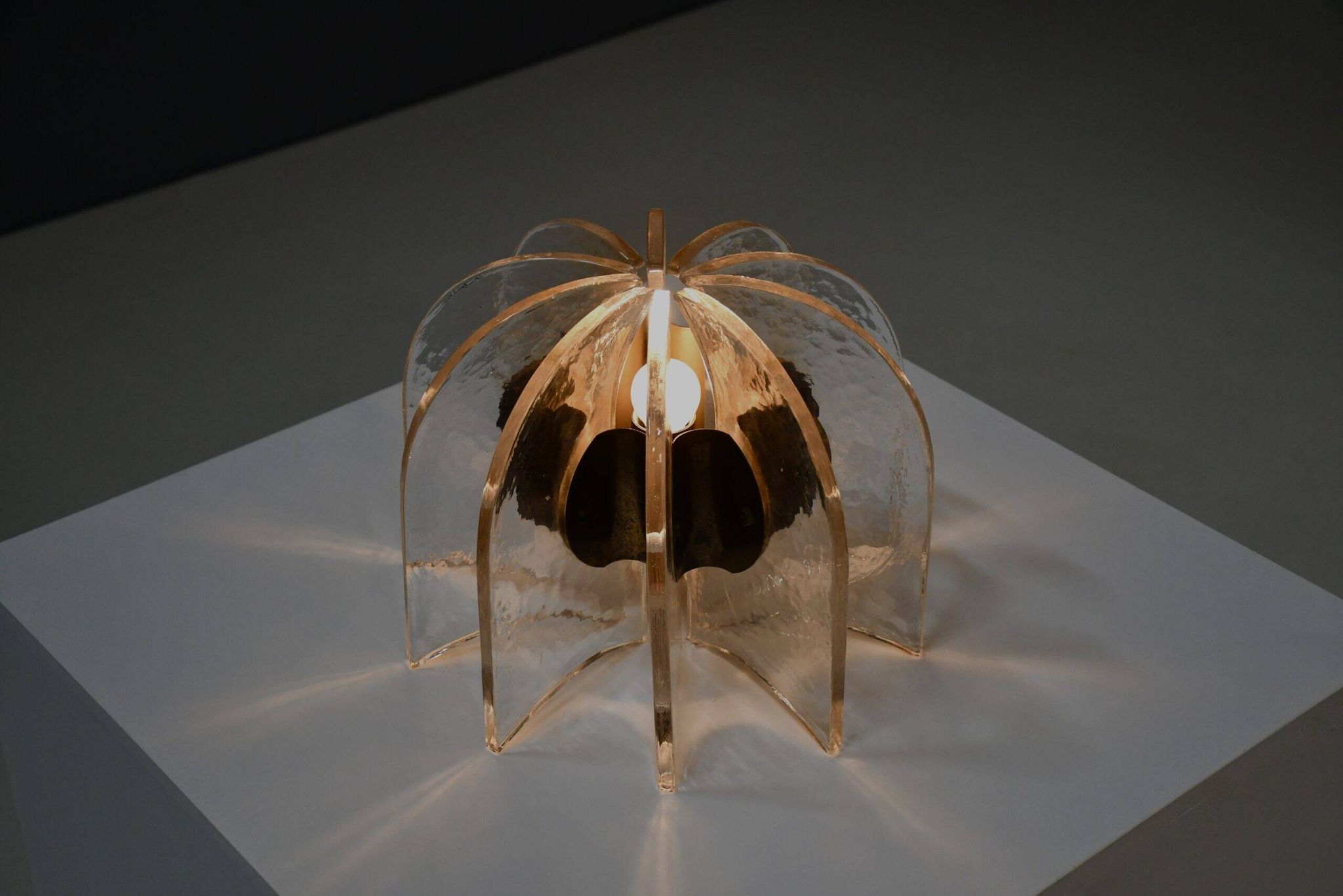 Beautiful Murano glass and brass table lamp, Italy 1950s