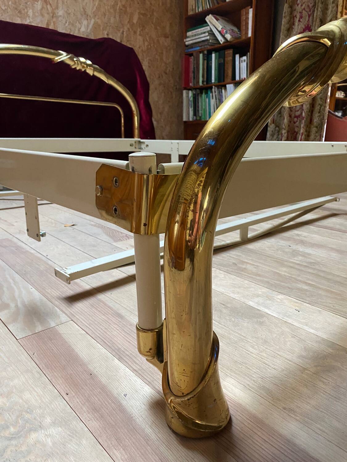 Brass bed Lipparini Design 1970