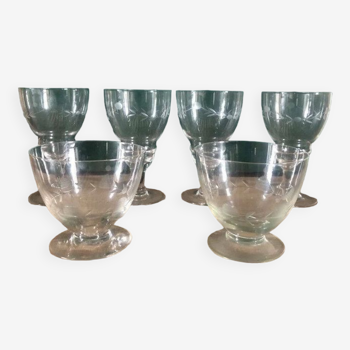 4 wine glasses and 2 antique cherry glasses