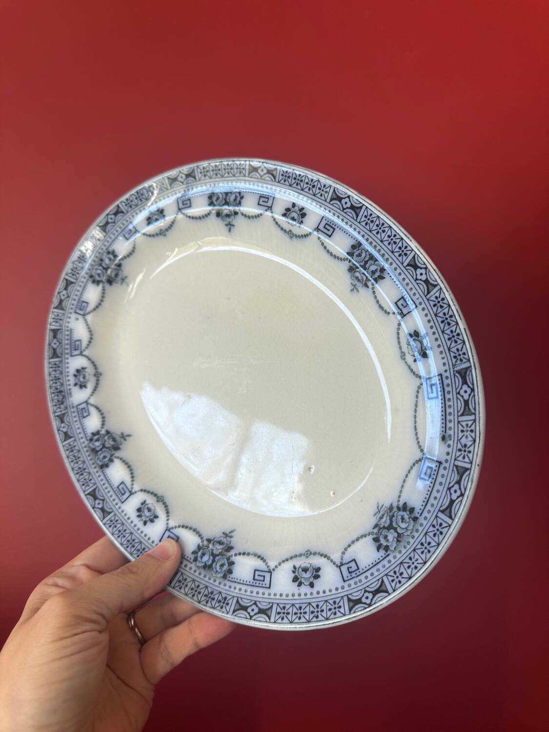 Oval English plate