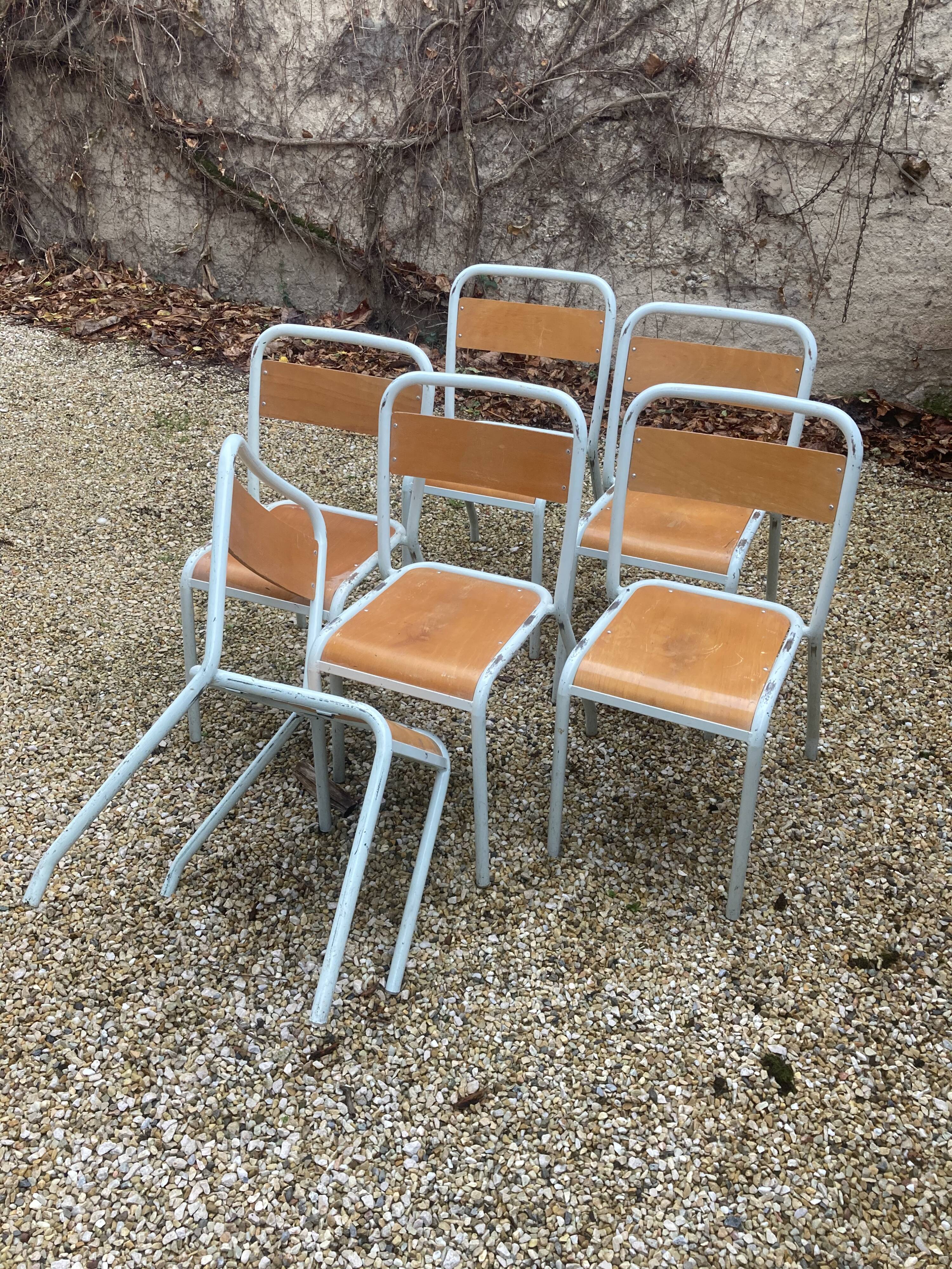 Lot of 6 sky blue Tolix chairs