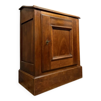 Oratoire époque Directoire en noyer massif vers 1800