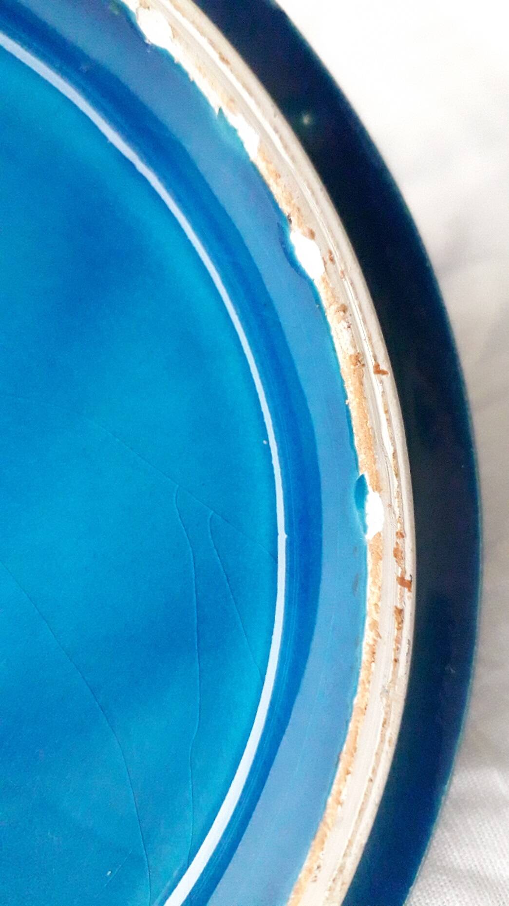 POt couvert bleu