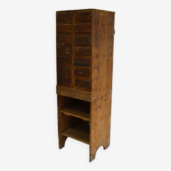 Workshop or craft furniture with drawers