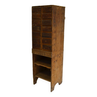 Workshop or craft furniture with drawers