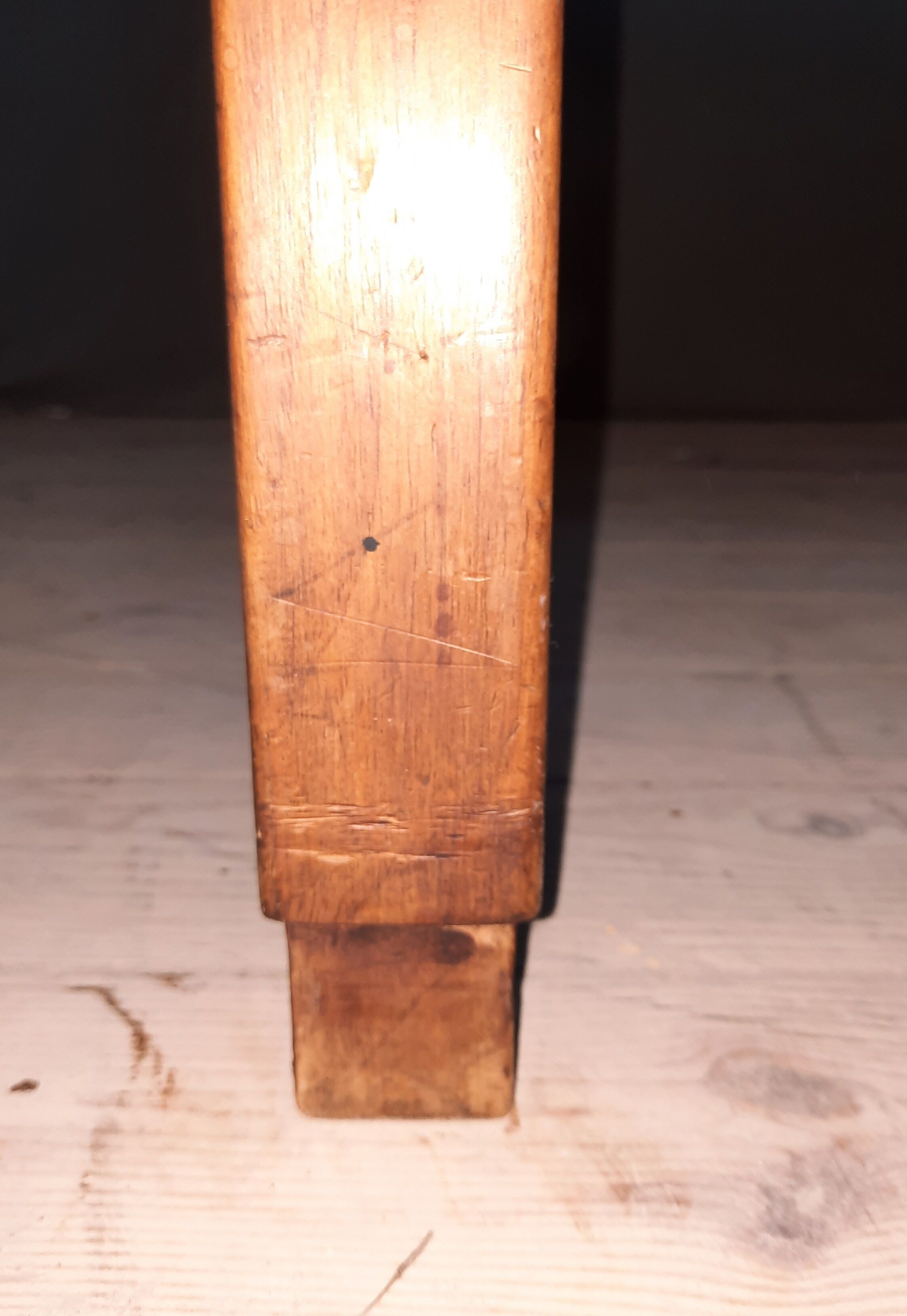 Bureau flat in light walnut year 1930