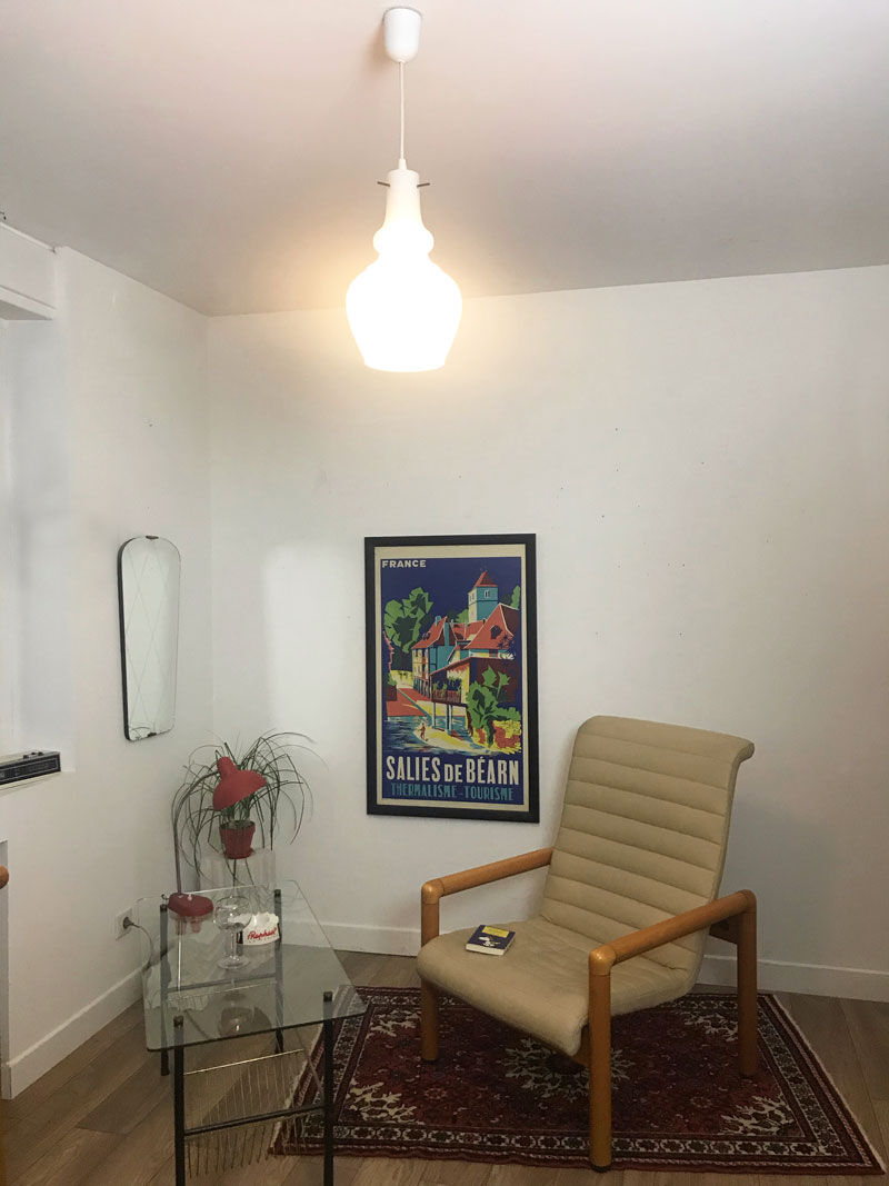 Opaline pendant light