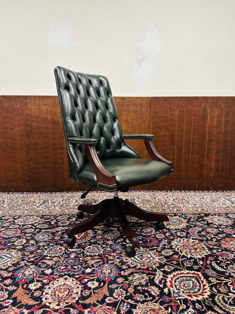 English Green Chesterfield Office Chair Desk chair green