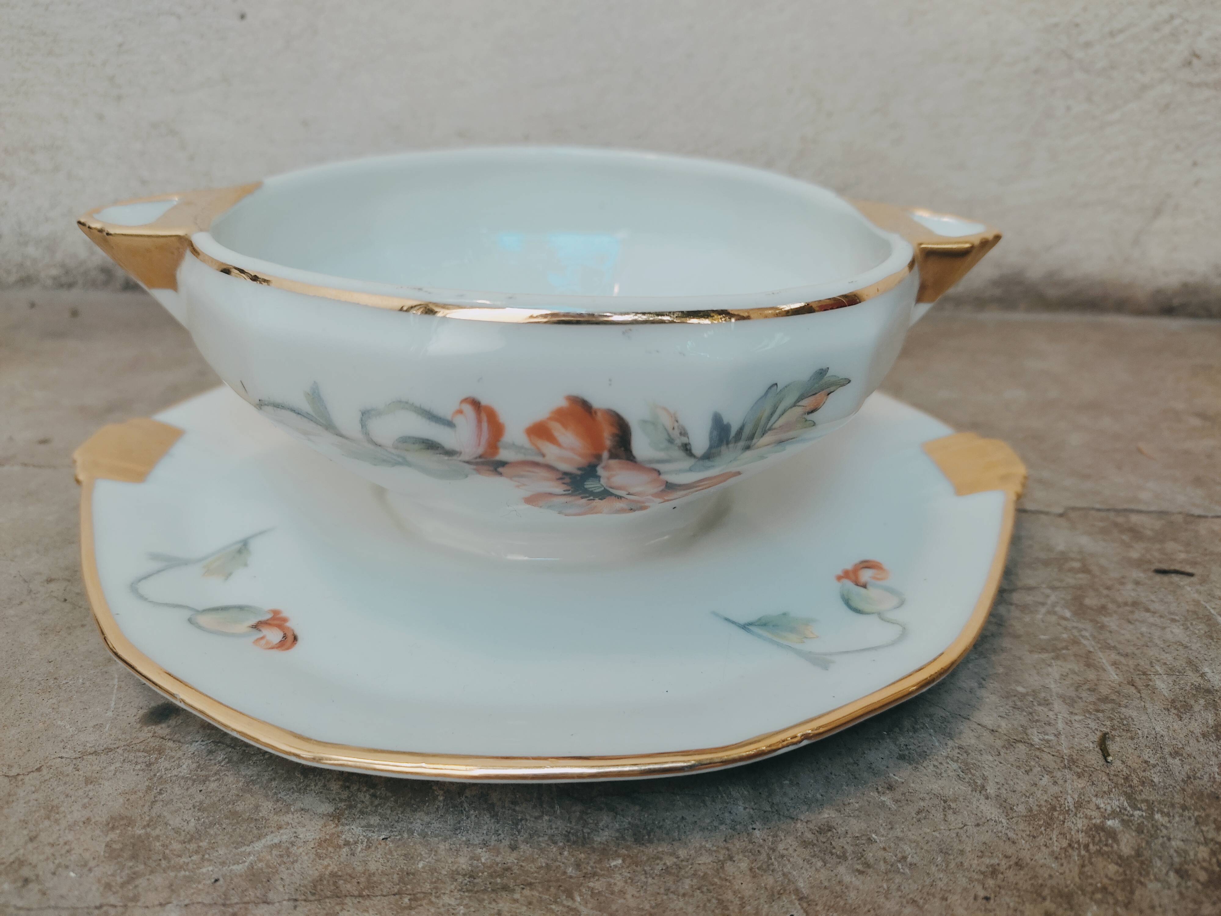 Art deco porcelain gravy boat