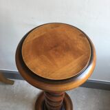 Style press screw side table