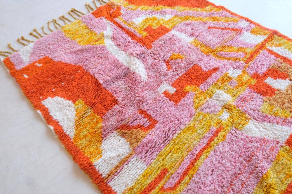 Boujad. tapis marocain rose et orange, 192 x 280 cm