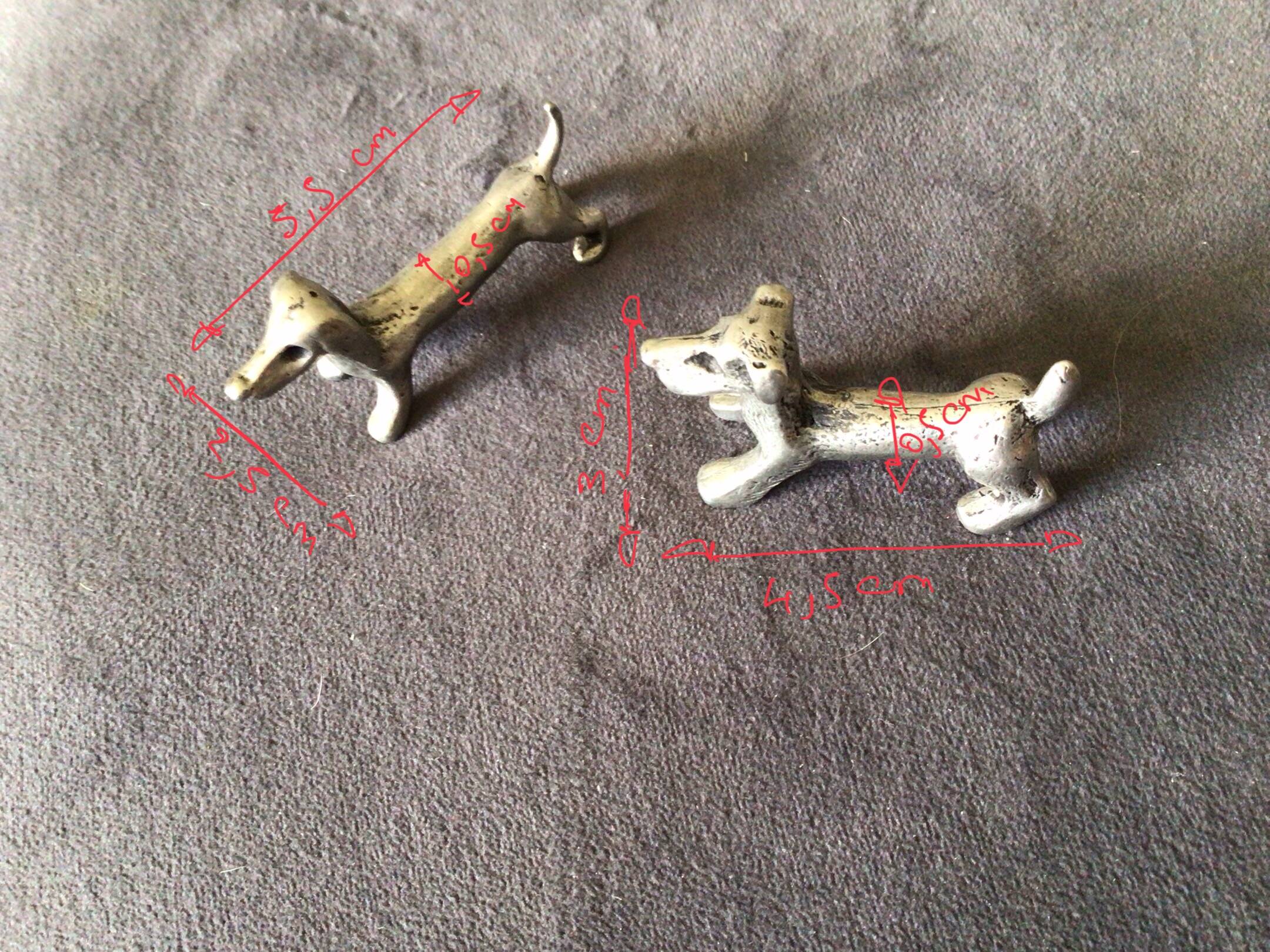 Set of dog knife holders