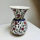 Hand painted ceramic vase from Iznik Türkiye