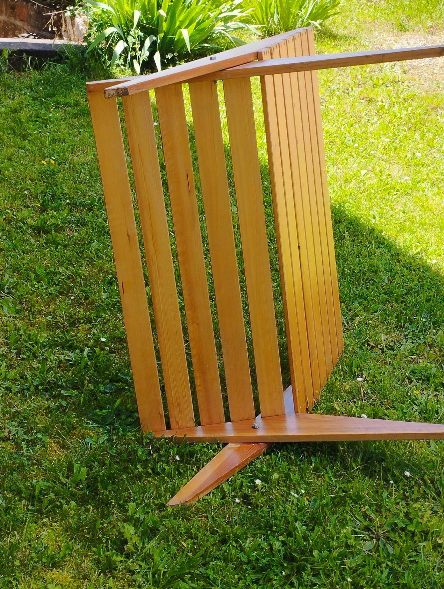Folding garden bench, ultra compact - vintage, "Mid-century" design