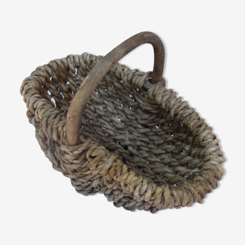 Raffia braid handle basket