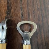 Couverts de service ouvre-bouteilles manches bambou