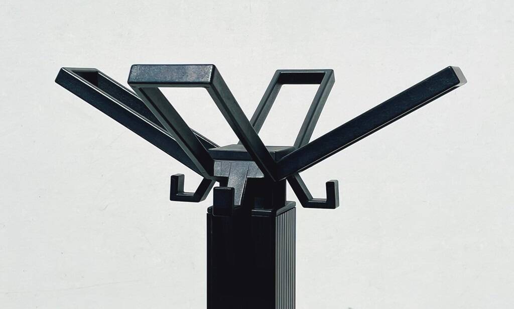 Coat rack Kartell by Michele De Lucchi & Tadao Takaichi. Vintage 90s