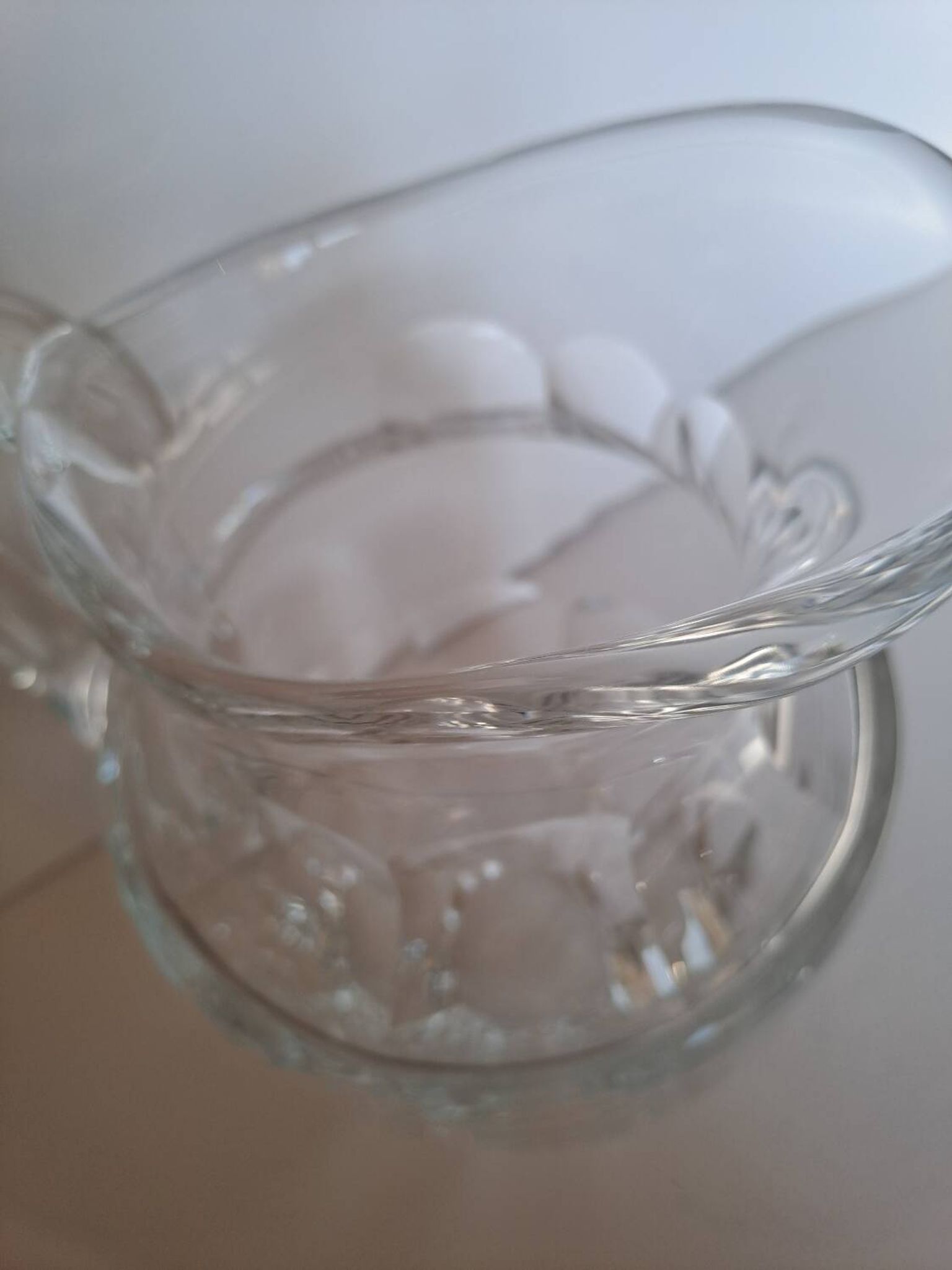 Pichet en cristal de Moser signé