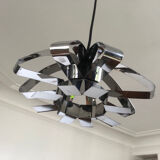 Metal strip suspension