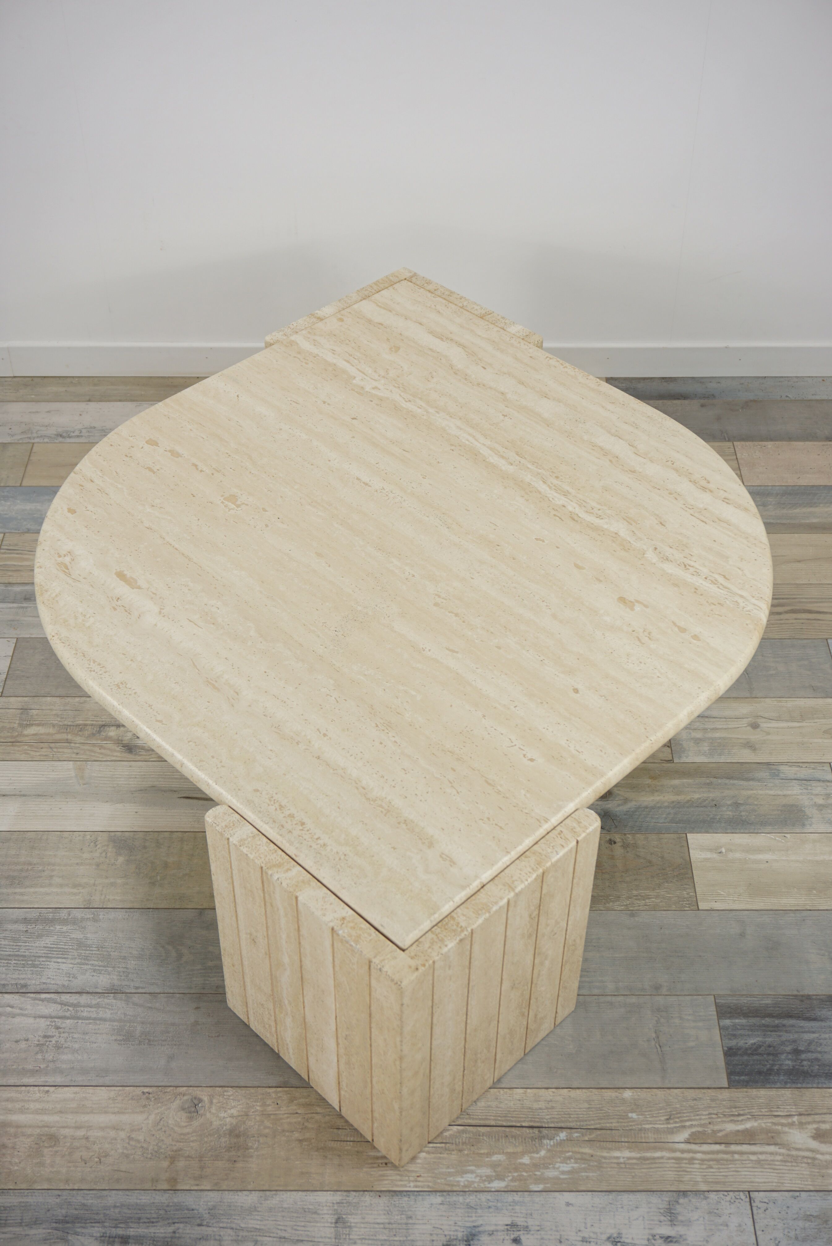 Coffee table in Italian travertine years 70
